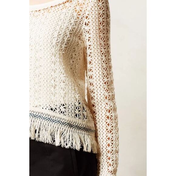 Anthropologie Akemi + Kin Open Knit Crochet Fringe Boho Franja Pullover Blouse - Picture 3 of 12